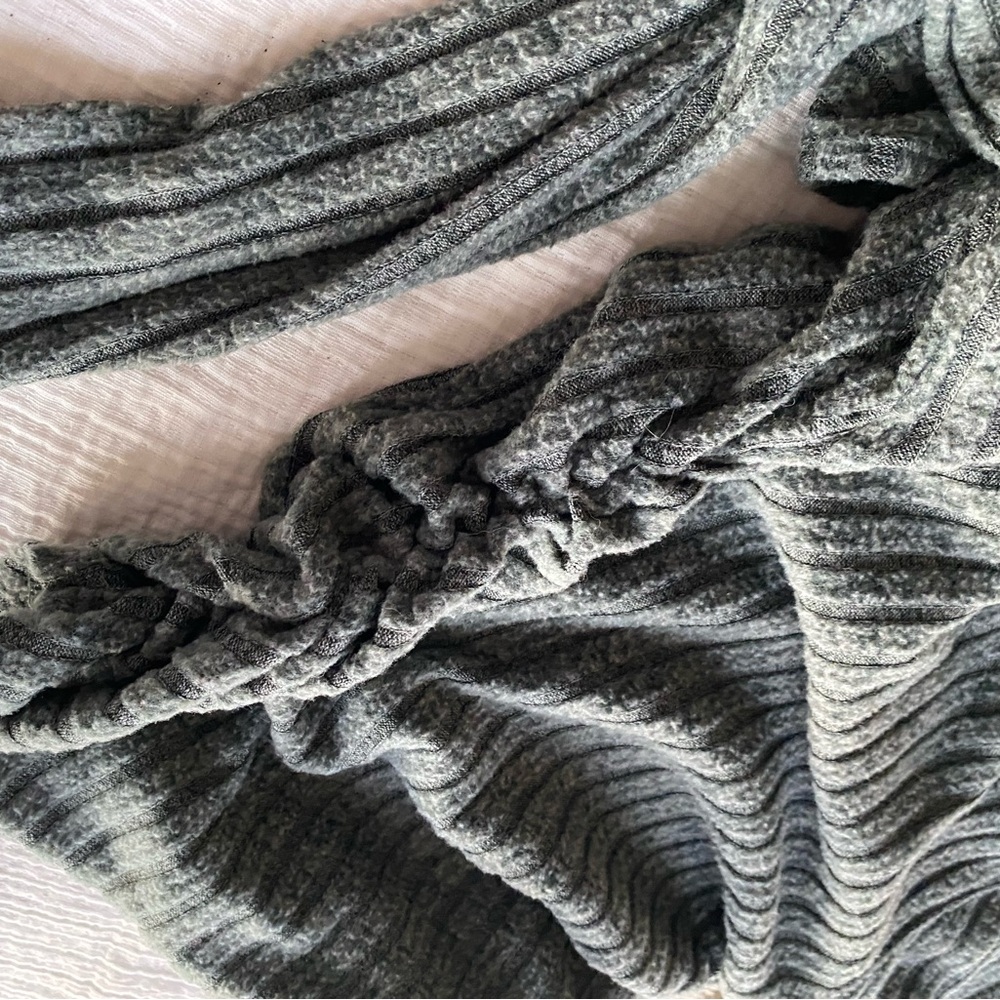 SHEIN Dark Gray Off-the-Shoulder Sweater - Picture 3 of 4